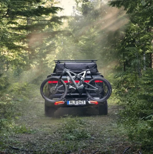 Thule Epos Pyöräteline Vetokoukkuun (kahdelle Pyörälle) #978100 -Polarautocar 978100 thule epos taitettava kahden polkupyoran teline vetokoukkuun tampere 4f74eb12