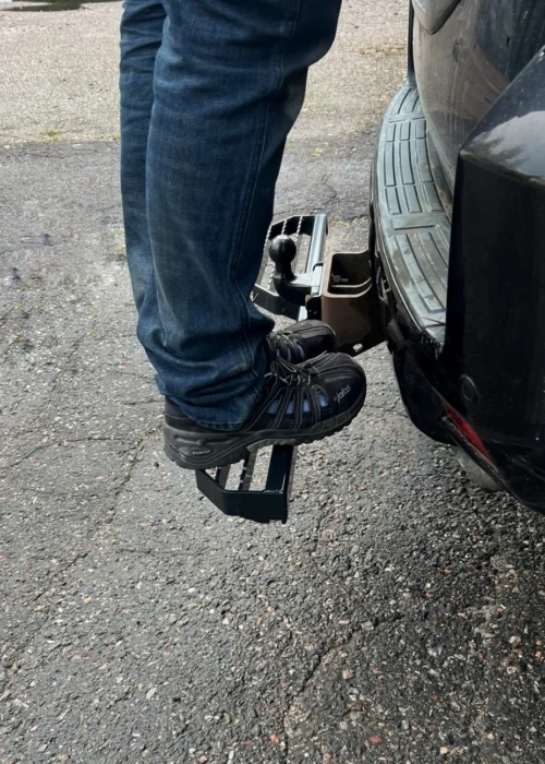 Kaksipuoleinen Astinlauta Pakettiauton Vetokoukkuun, Leveys 120cm, Hoyla-Tools 7 Kaksipuoleinen Astinlauta Pakettiauton Vetokoukkuun, Leveys 120cm, Hoyla-Tools -Polarautocar auton veto koukkuun kiinnitettava kaksipuoleinen askelma tampere 359e3438