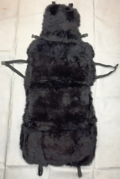 Aito Lampaantalja 8 Aito Lampaantalja -Polarautocar lampaantalja istuinsuoja4 ed8f866b