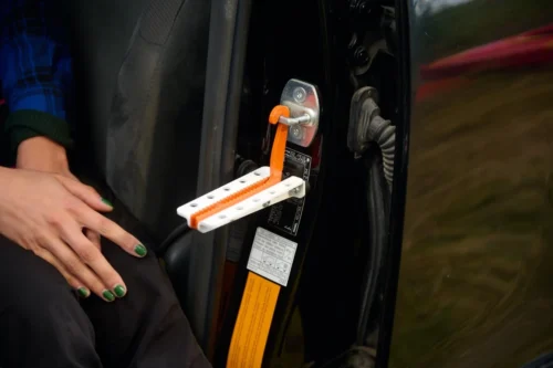 Nousutuki S, Kiinnitys Auton Oven Lukituslenkkiin 5 Nousutuki S, Kiinnitys Auton Oven Lukituslenkkiin -Polarautocar ops 102 461b19d5